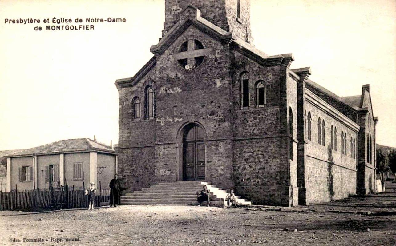 Montgolfier - Eglise et Presbytere.jpg